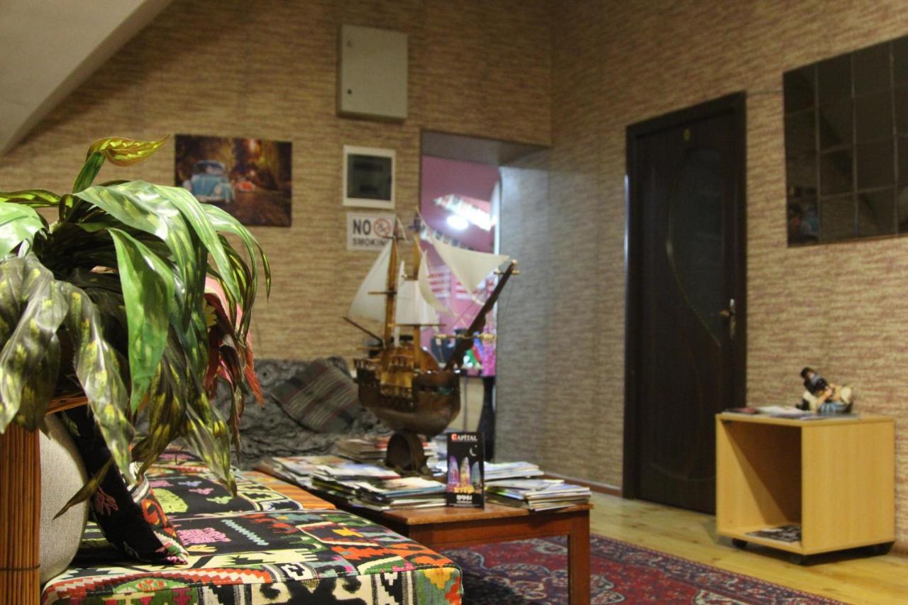 Cth-Baku-Hostel Экстерьер фото