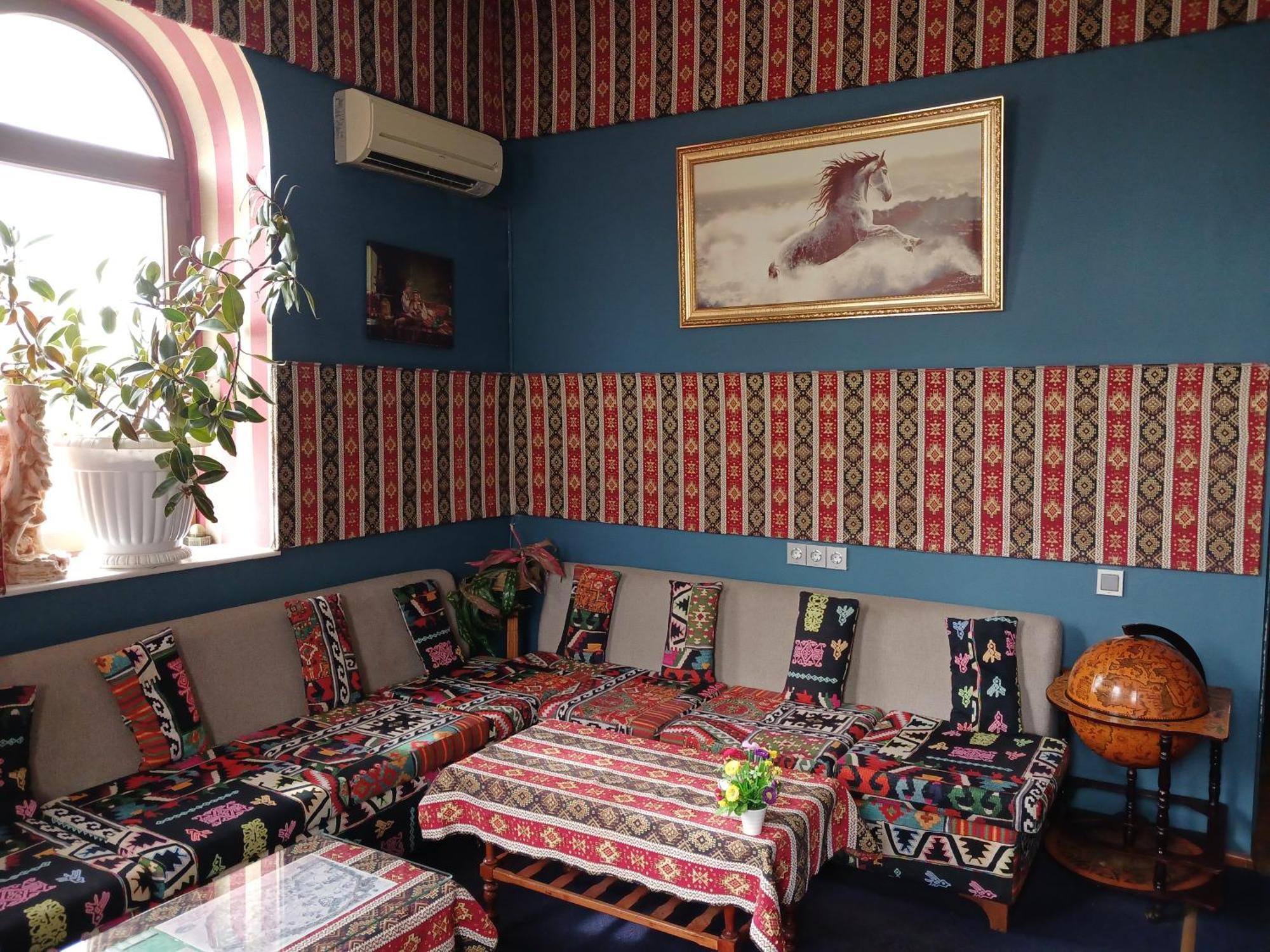 Cth-Baku-Hostel Экстерьер фото