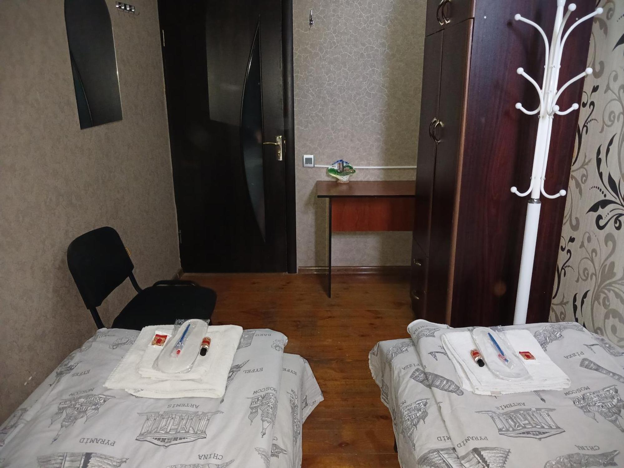 Cth-Baku-Hostel Экстерьер фото